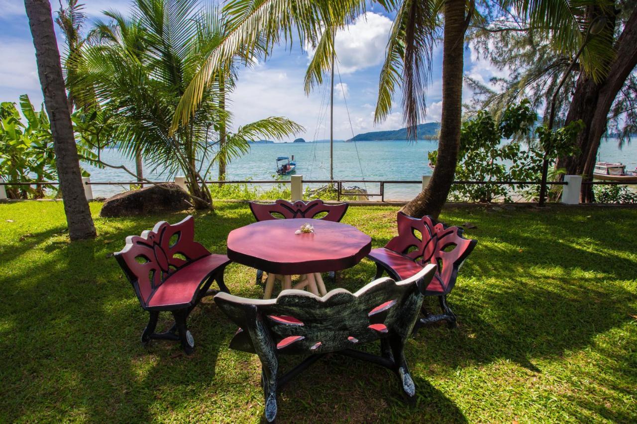 Villa Miracle Rawai 外观 照片